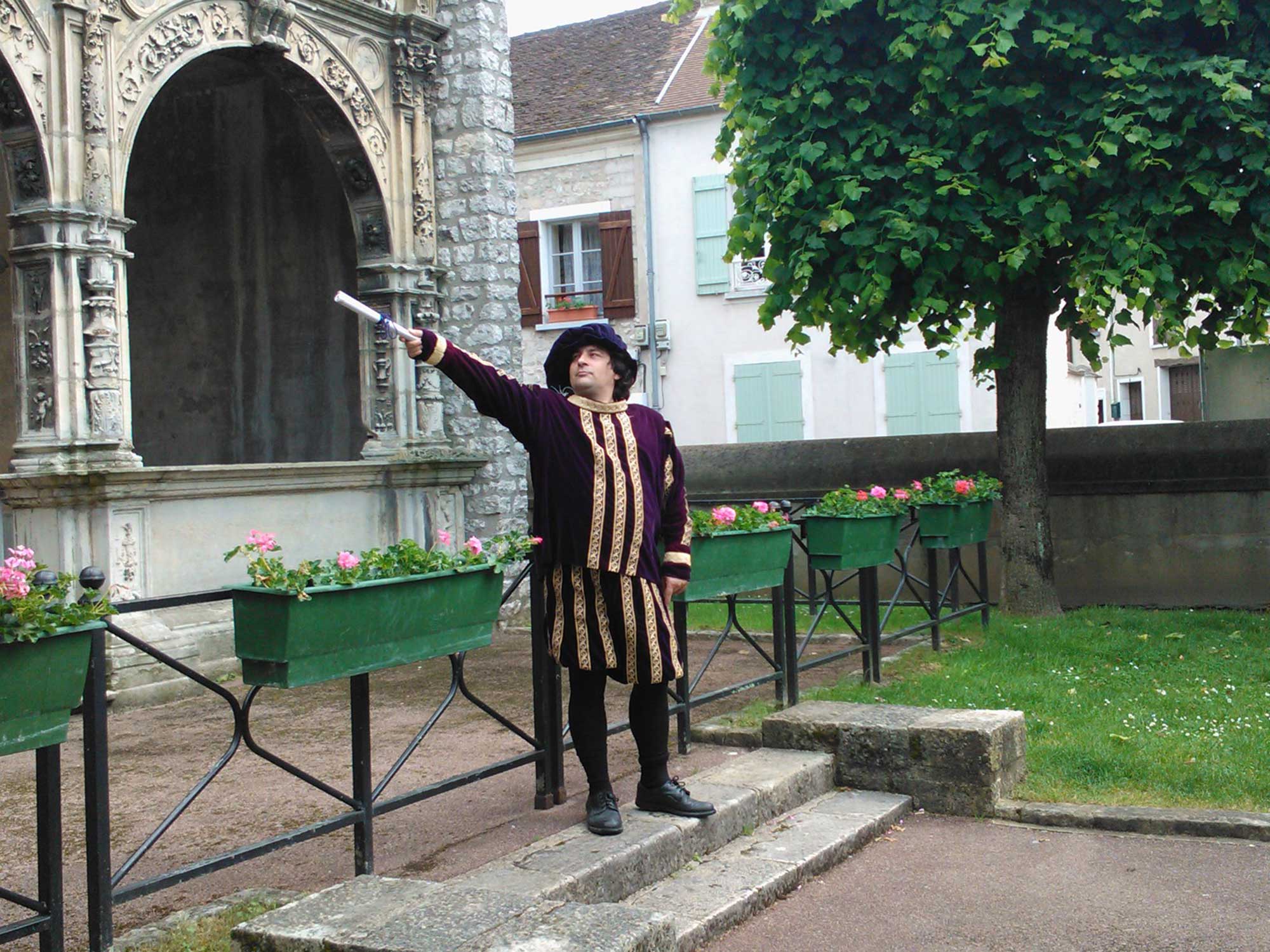 Theatrical guided tour
